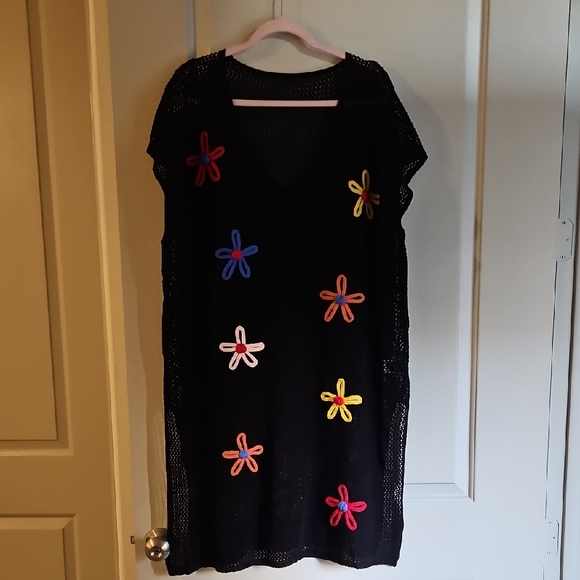 BloomChic Other - BloomChic Black Crochet Swim Coverup